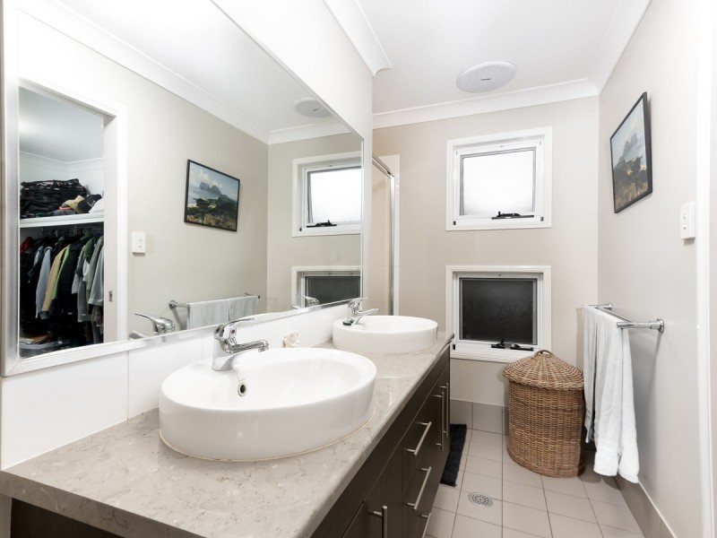 98 Lakes Boulevard, Wooloweyah NSW 2464