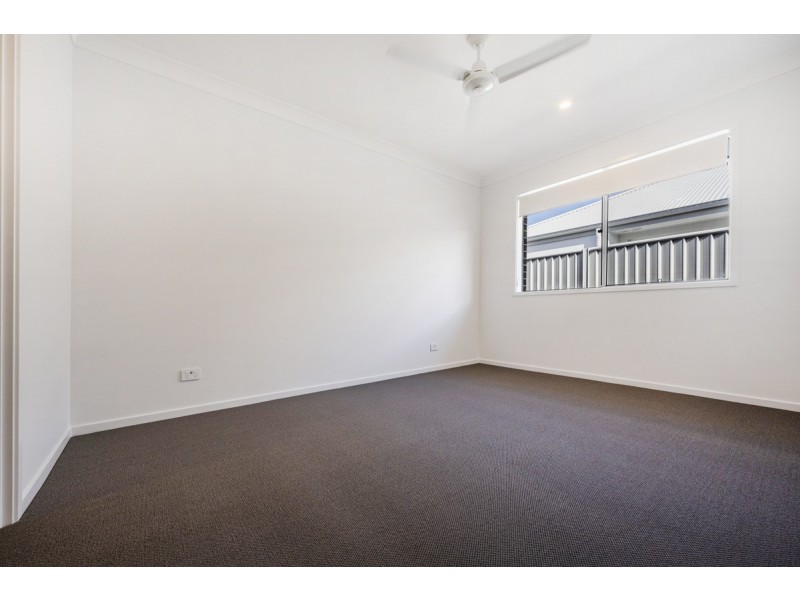 12/A Kohler Drive, Yamba NSW 2464