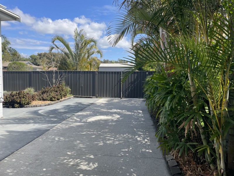 5 Somerset Place, Yamba NSW 2464