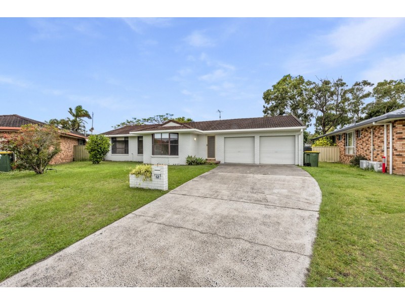 12 Casuarina Close, Yamba NSW 2464