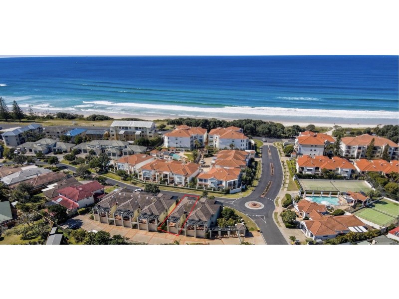 3/1-5 Beachside Way, Yamba NSW 2464