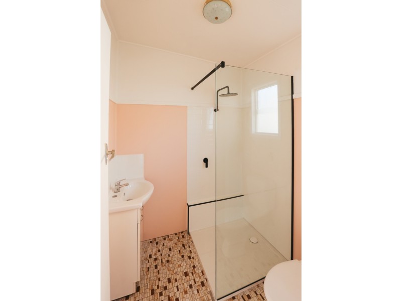 10 Beach Street, Yamba NSW 2464