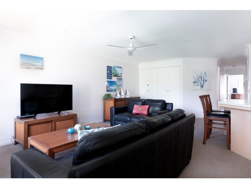57/20-21 Pacific Parade, Yamba NSW 2464
