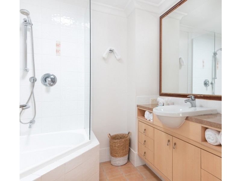 57/20-21 Pacific Parade, Yamba NSW 2464