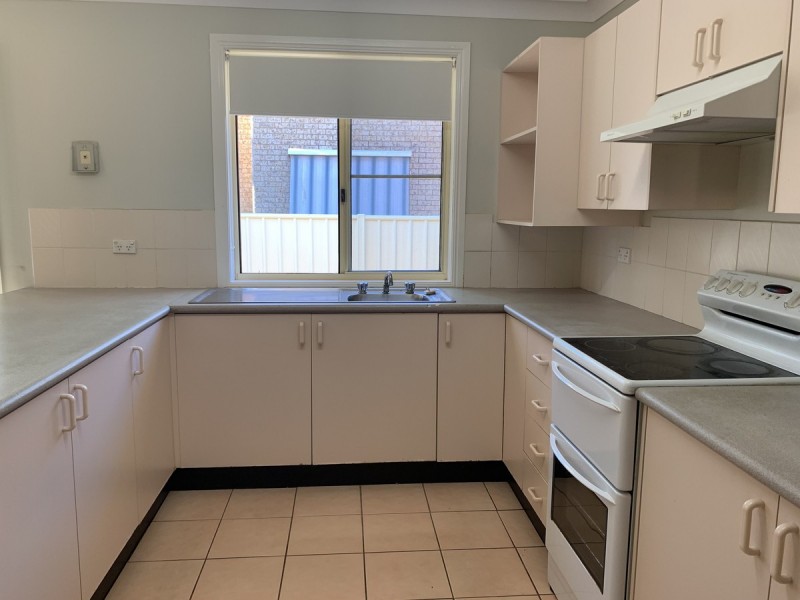 1/10 Melaleuca Drive, Yamba NSW 2464