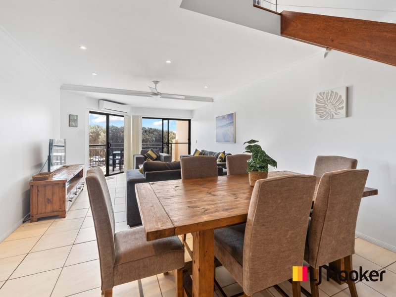 10/20-21 Pacific Parade, Yamba NSW 2464