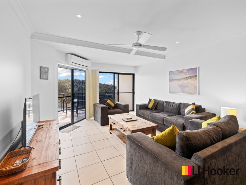 10/20-21 Pacific Parade, Yamba NSW 2464