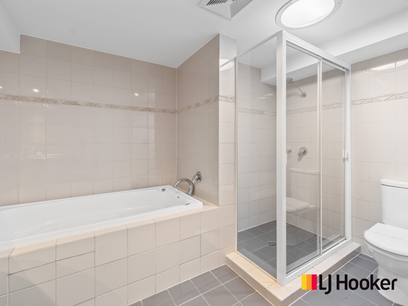 10/20-21 Pacific Parade, Yamba NSW 2464