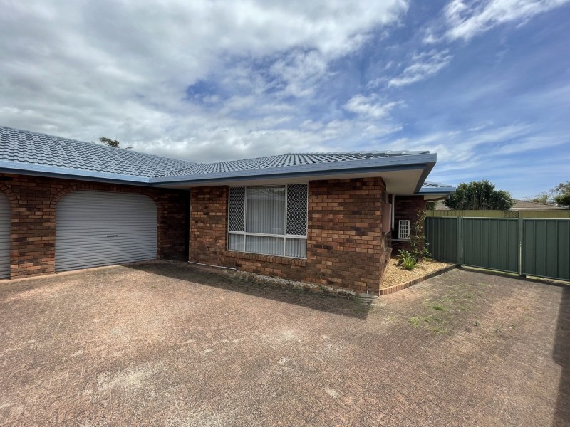 2/23 Casuarina Close, Yamba NSW 2464