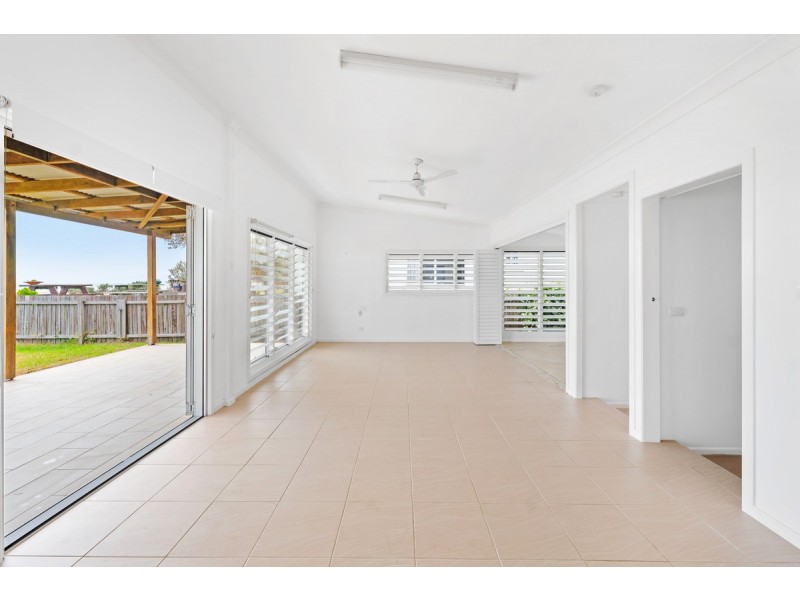 25 Ocean Road, Brooms Head NSW 2463