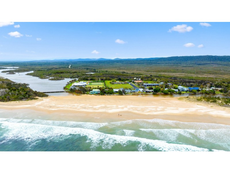 25 Ocean Road, Brooms Head NSW 2463