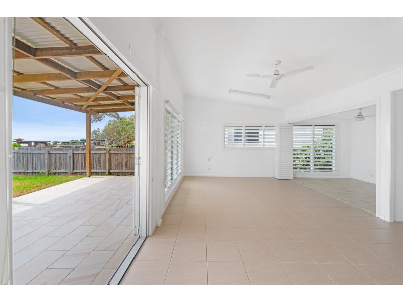 25 Ocean Road, Brooms Head NSW 2463