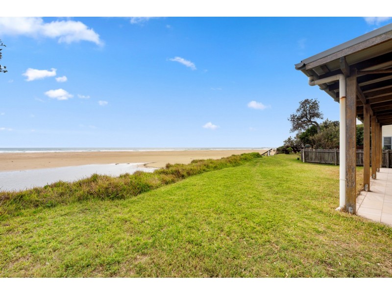 25 Ocean Road, Brooms Head NSW 2463