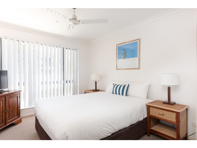 57/20-21 Pacific Parade, Yamba NSW 2464