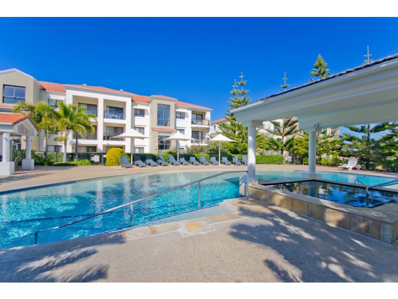 57/20-21 Pacific Parade, Yamba NSW 2464