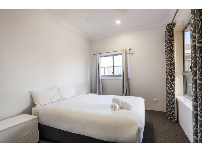 16 Acacia Circuit, Yamba NSW 2464