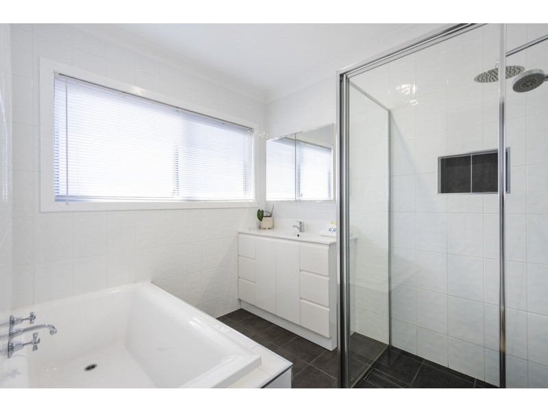 16 Acacia Circuit, Yamba NSW 2464