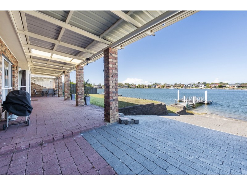 16 Acacia Circuit, Yamba NSW 2464