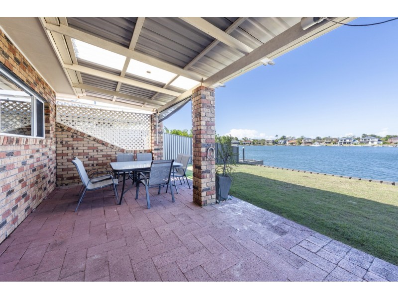 16 Acacia Circuit, Yamba NSW 2464