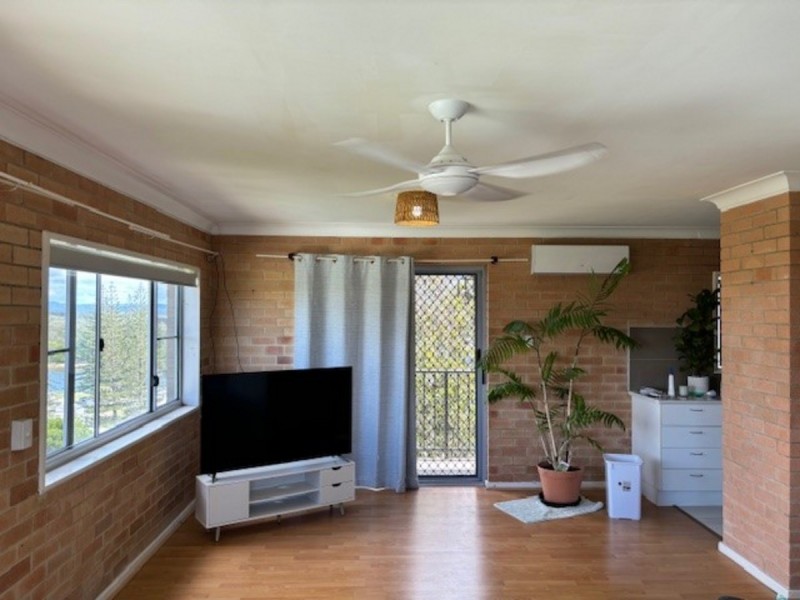 4/11 Clarence Street, Yamba NSW 2464