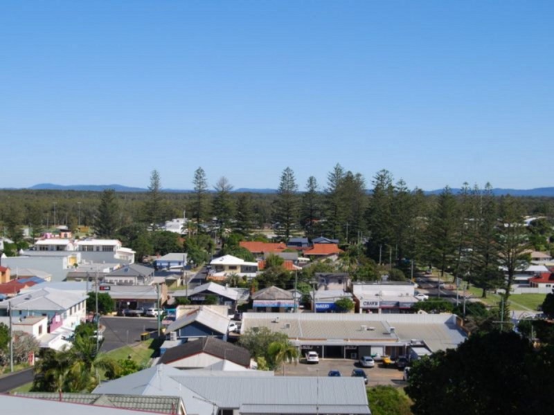 2/11 Clarence Street, Yamba NSW 2464