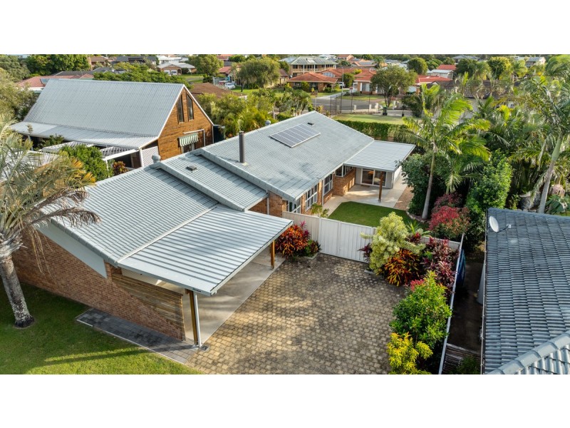 13 The Peninsula, Yamba NSW 2464