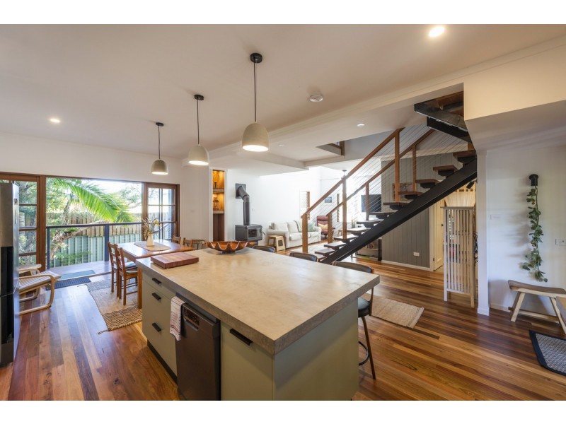 221 Yamba Road, Yamba NSW 2464