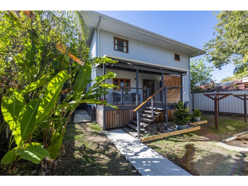 221 Yamba Road, Yamba NSW 2464
