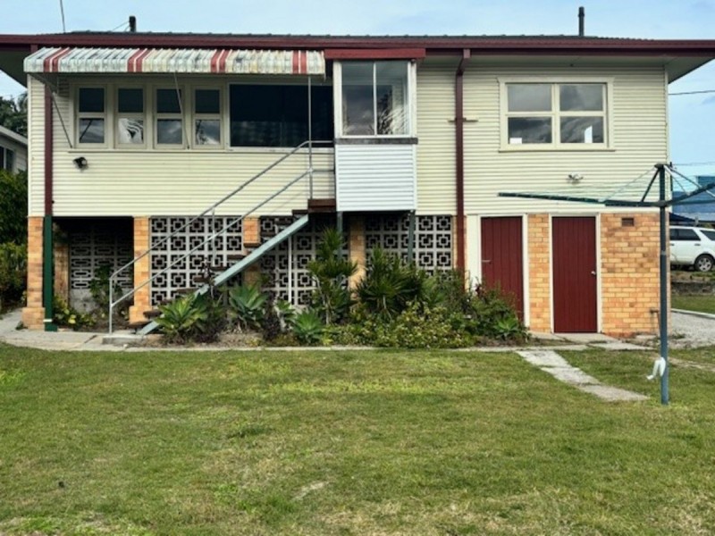 15 High Street, Yamba NSW 2464