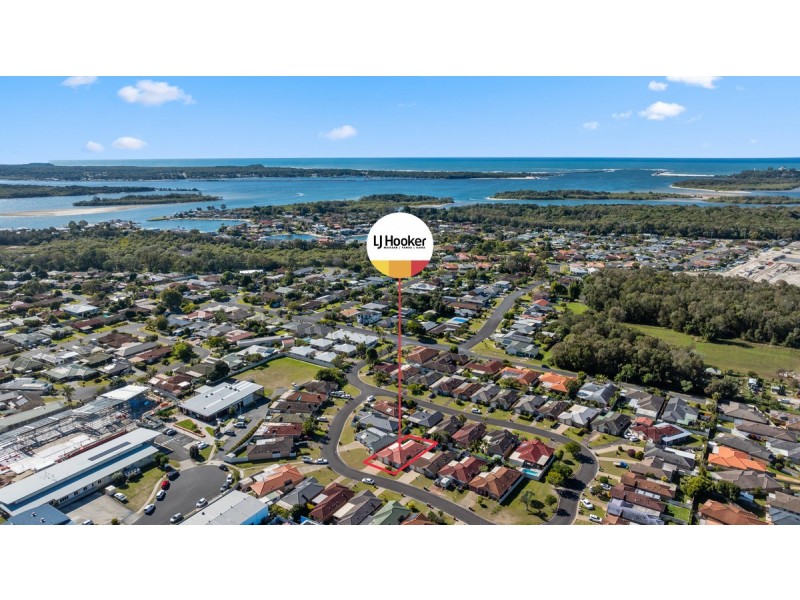 20 Lady Nelson Place, Yamba NSW 2464