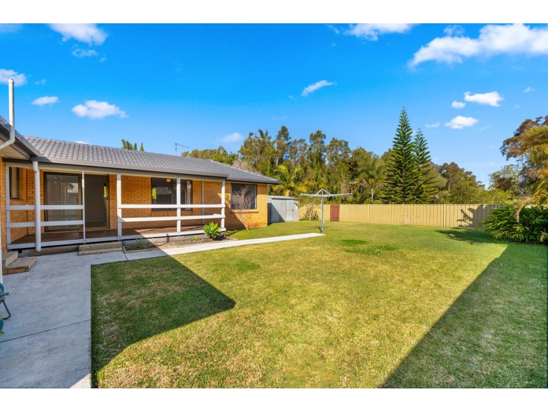 12 Telopea Avenue, Yamba NSW 2464