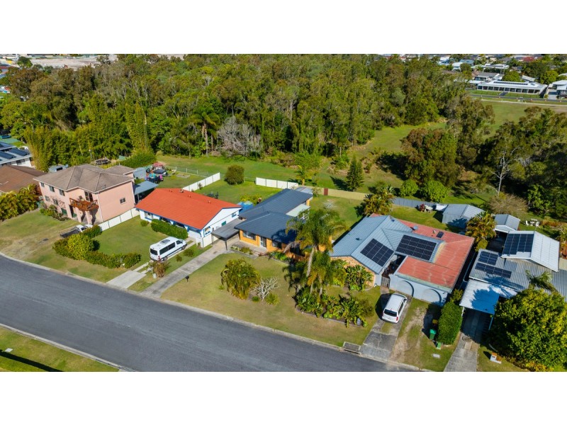 12 Telopea Avenue, Yamba NSW 2464