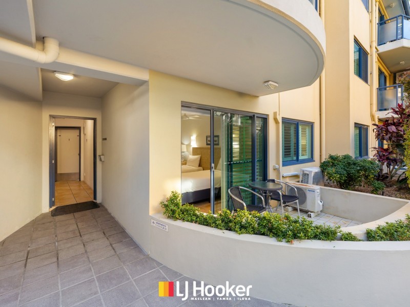 2/4 Queen Street, Yamba NSW 2464