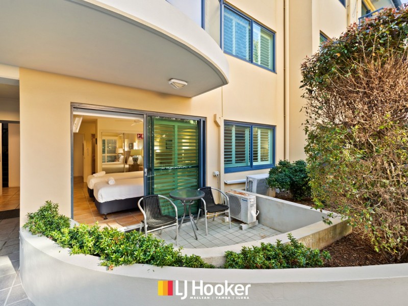 2/4 Queen Street, Yamba NSW 2464