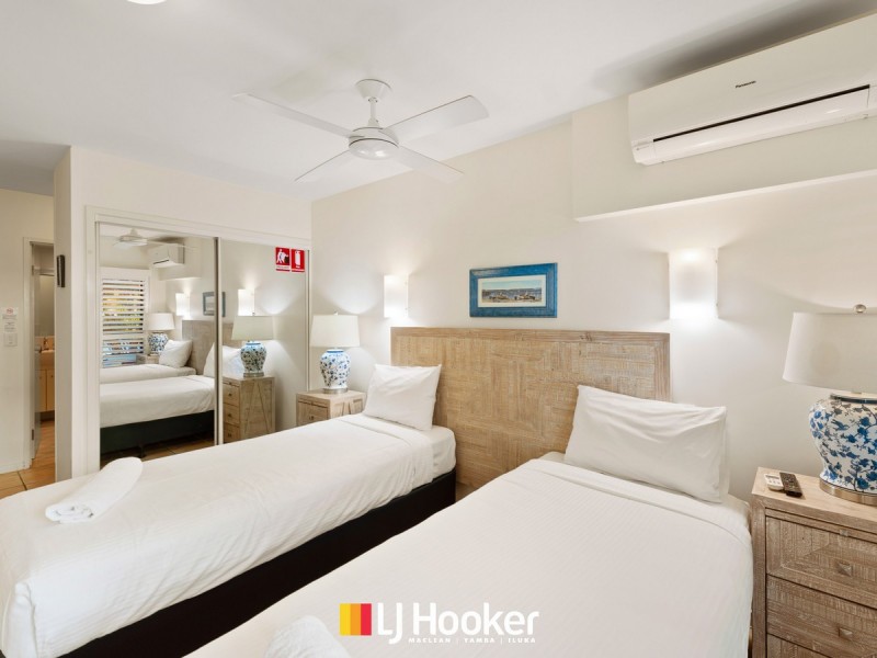 2/4 Queen Street, Yamba NSW 2464