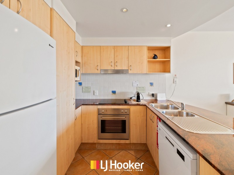 2/4 Queen Street, Yamba NSW 2464