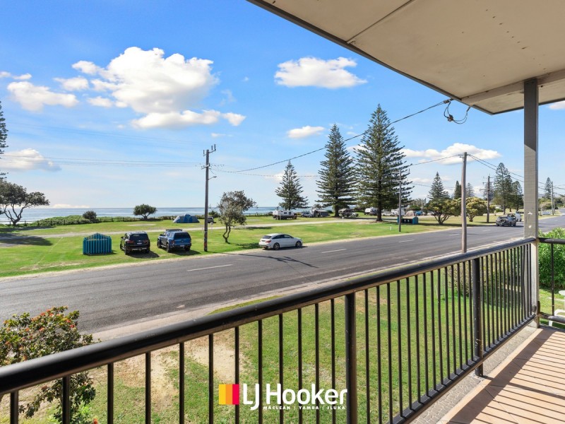 54 Ocean Road, Brooms Head NSW 2463