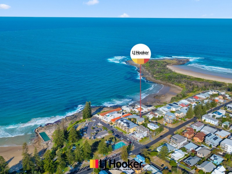 10/4 Queen Street, Yamba NSW 2464