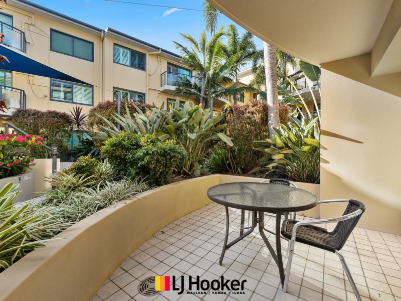 10/4 Queen Street, Yamba NSW 2464