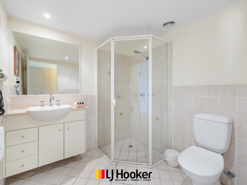 10/4 Queen Street, Yamba NSW 2464