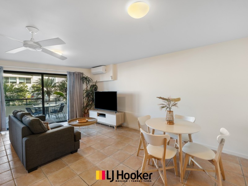 10/4 Queen Street, Yamba NSW 2464