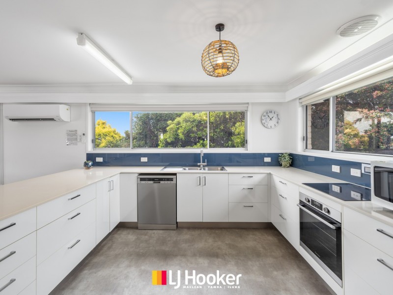 33 The Peninsula, Yamba NSW 2464