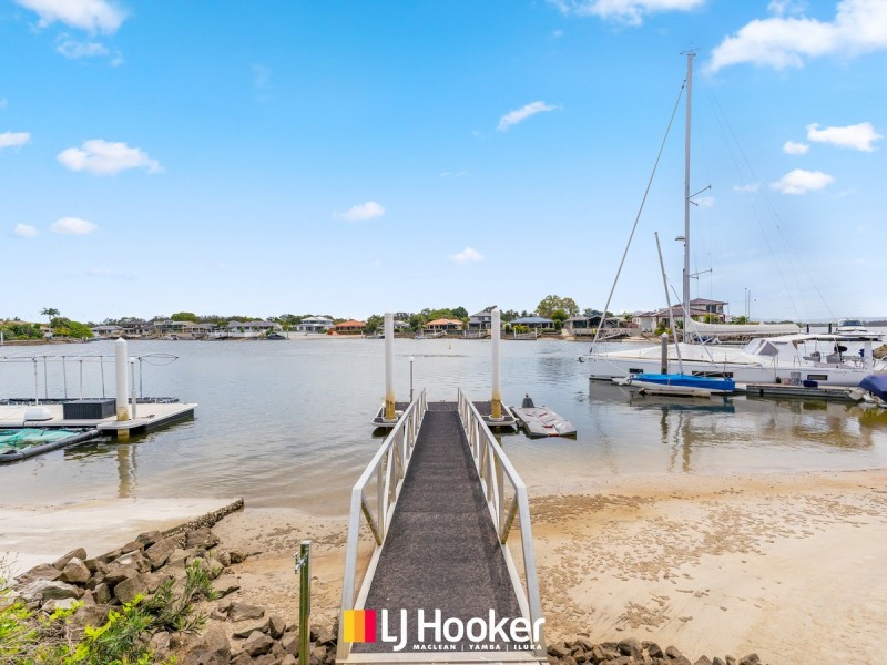 33 The Peninsula, Yamba NSW 2464