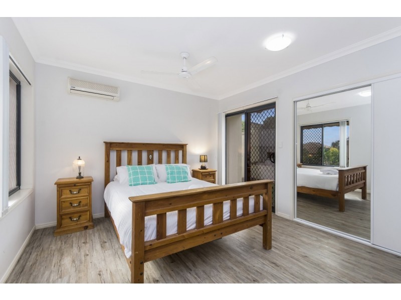 8 Oceania Court, Yamba NSW 2464