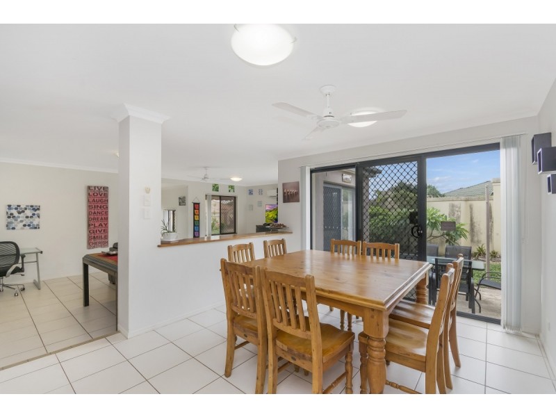 8 Oceania Court, Yamba NSW 2464