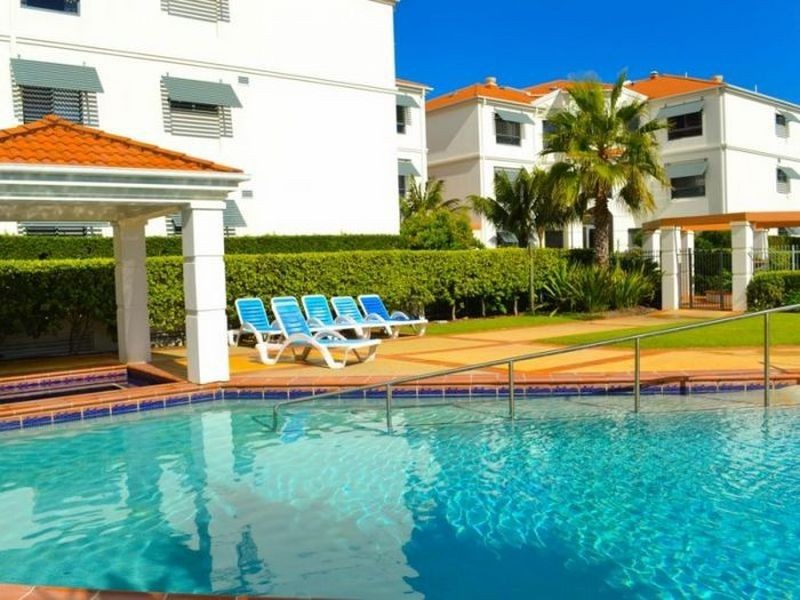 B4-U1 The Breakers/18-20 Pacific Parade, Yamba NSW 2464