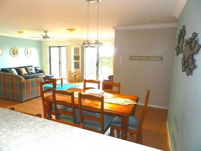 B4-U1 The Breakers/18-20 Pacific Parade, Yamba NSW 2464