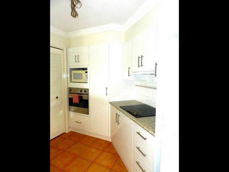 B4-U1 The Breakers/18-20 Pacific Parade, Yamba NSW 2464