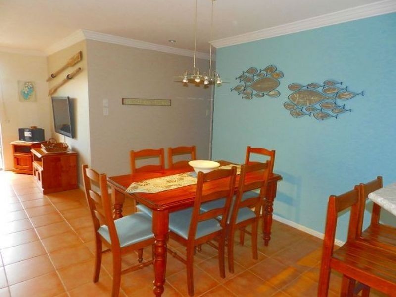 B4-U1 The Breakers/18-20 Pacific Parade, Yamba NSW 2464