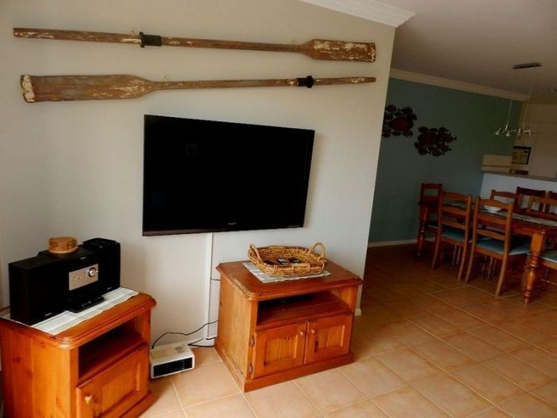 B4-U1 The Breakers/18-20 Pacific Parade, Yamba NSW 2464